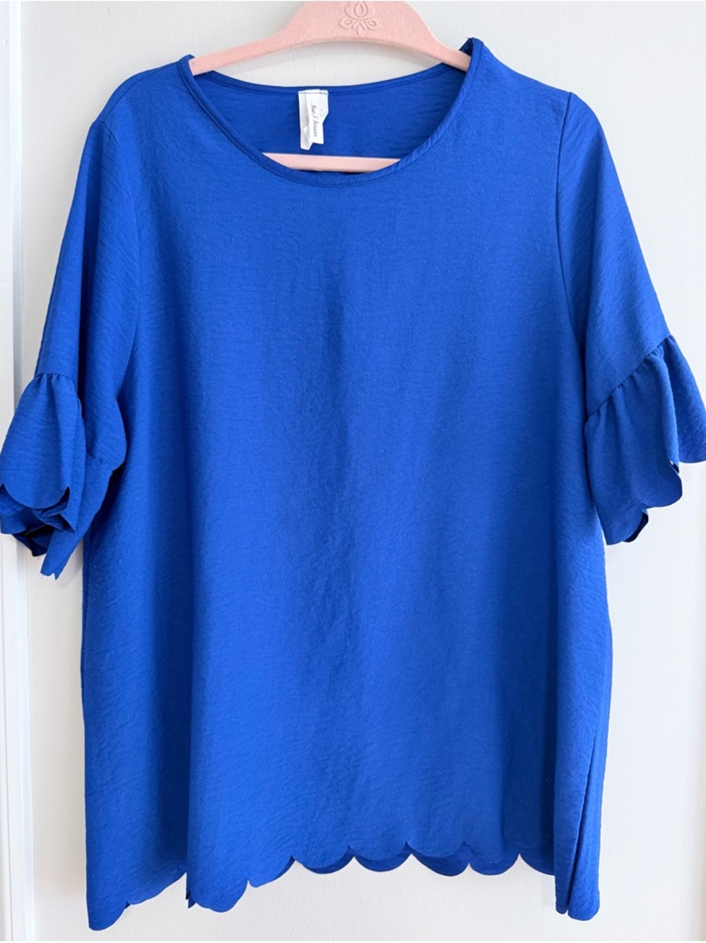 Now N Forever Women's Royal Blue Scallop Hem Short Sleeve Top *L*